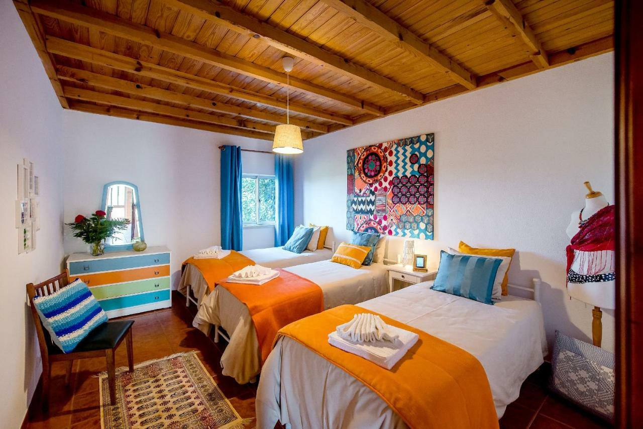 Quarto Triplo com Casa de Banho Privada Externa