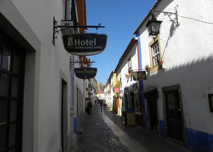 Rainha Santa Isabel - Óbidos History
